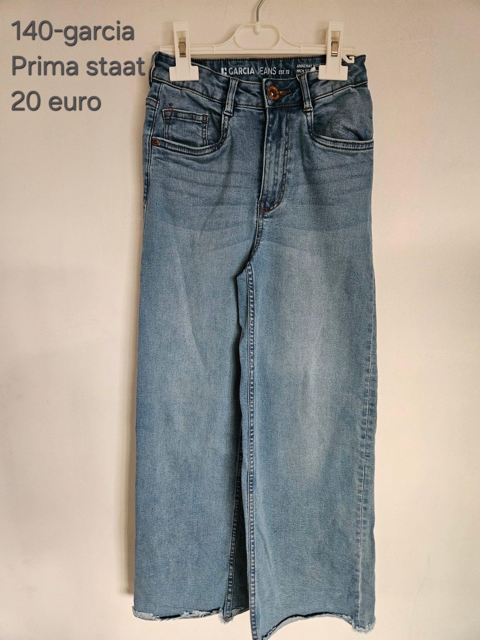Item #7746